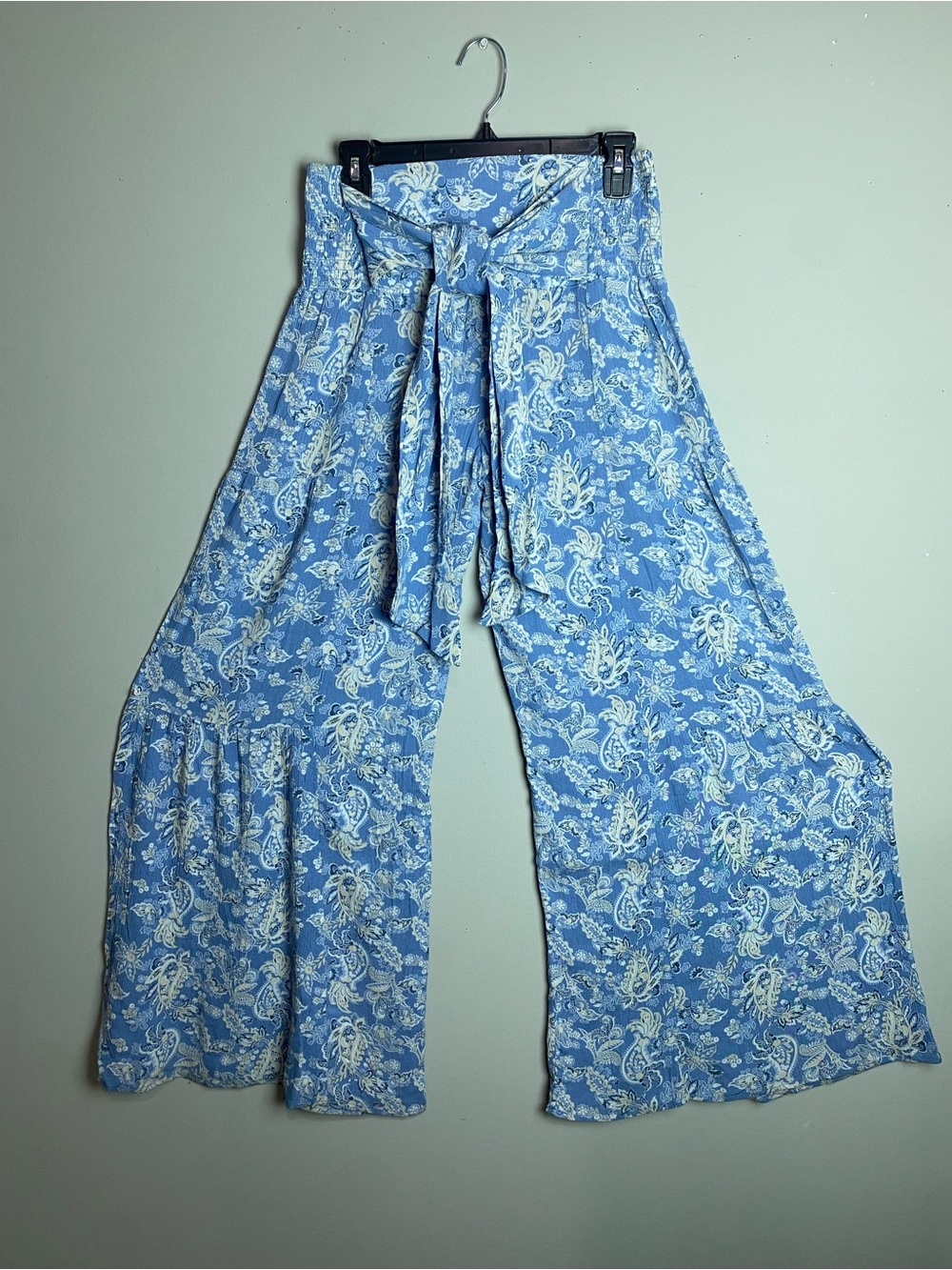 Rewash Blue and White Paisley Wide-Leg Pants with Tie Waist